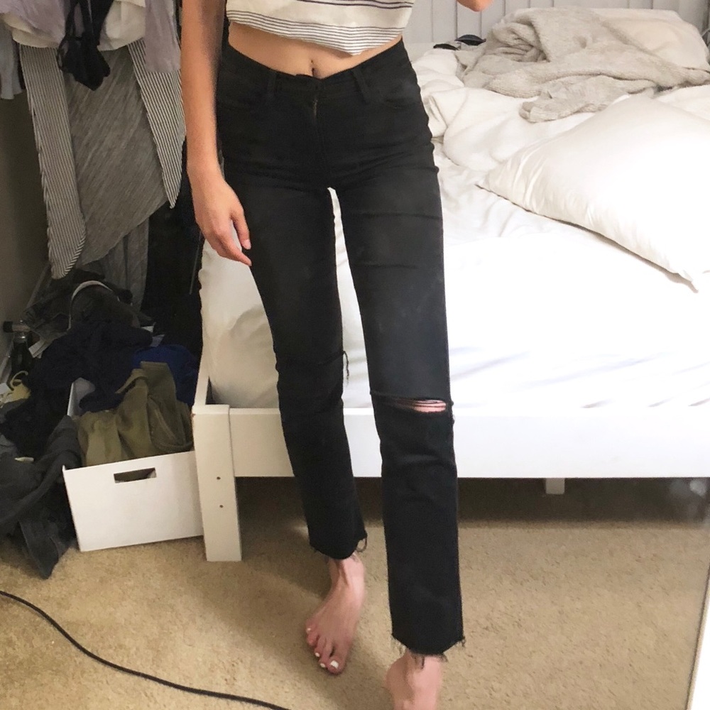 2017 Frame Denim Le High Straight in Molony ripped